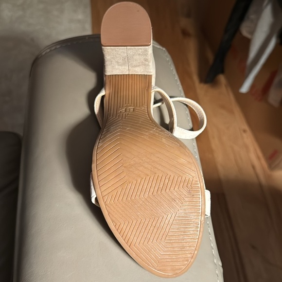 BP Lula slingback block heels strap‎ sandals suede rubber soles sz 10 - Picture 7 of 8